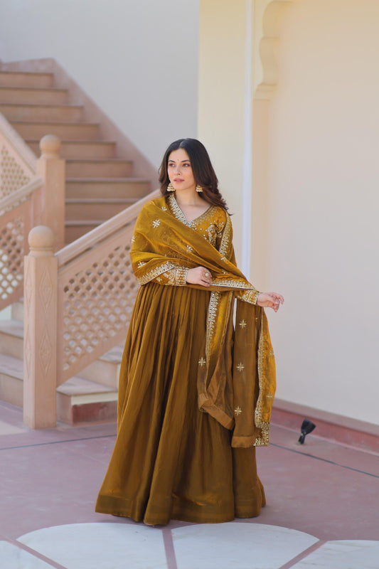 Combo- gown dupatta set