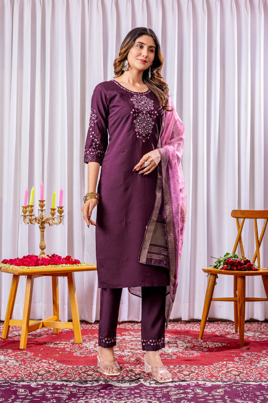 Premium Viscose Silk Embroidered Kurti Set with Chanderi Silk Dupatta – Full Stitched